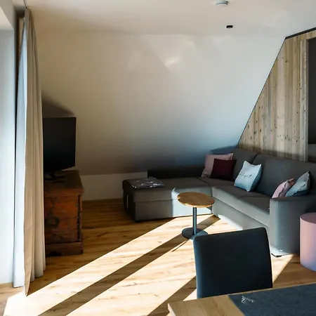 Chalet1500 Gerlitzen - In-ski Out! شقة