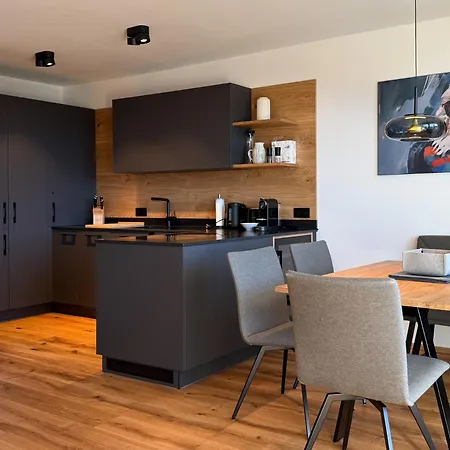 Chalet1500 Gerlitzen - In-ski Out! شقة